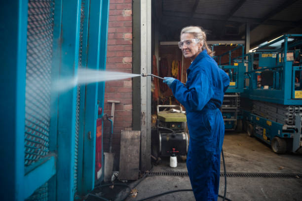 Best Factory Floor Cleaning  in Alton, TX